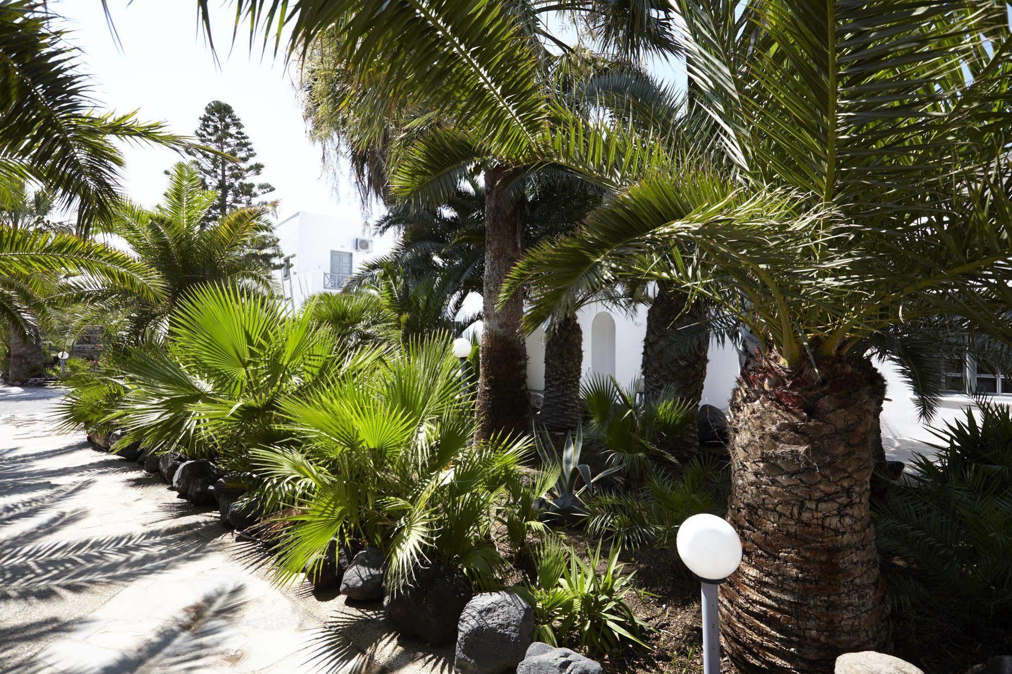 Fenix Hotel Perissa (Santorini) Exterior foto